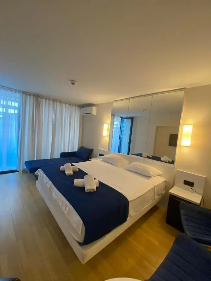 Mg Apartment Batumi Orbi City 0*,